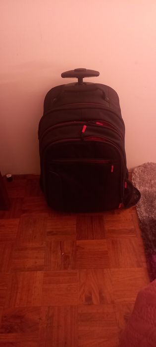 Mochila com Trolley marca Hama