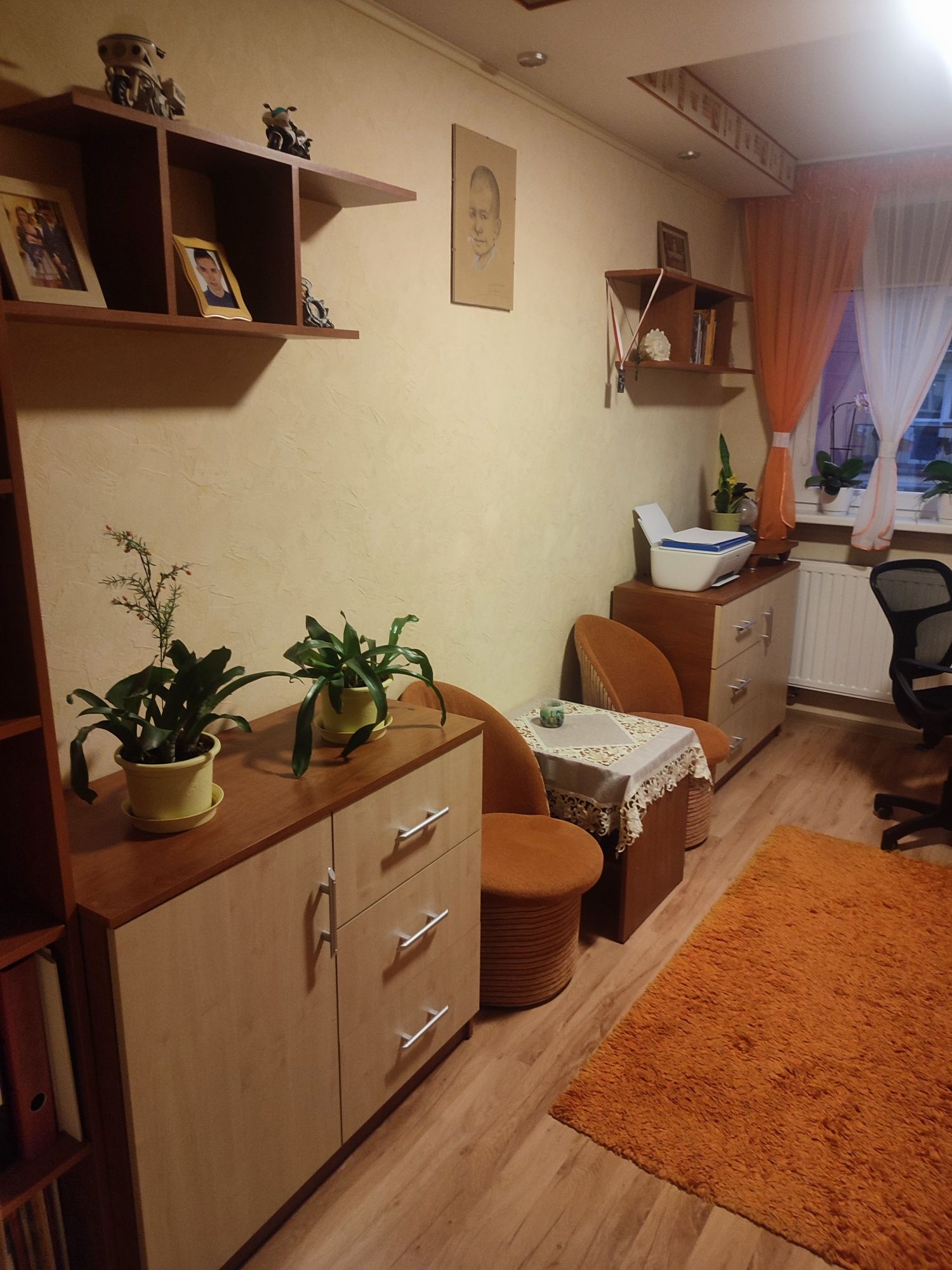 Kpl. umeblowanie pokoju młodzieżowego 400x300