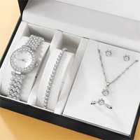 Срібний подарунковий набір ювелірних прикрас для жінок