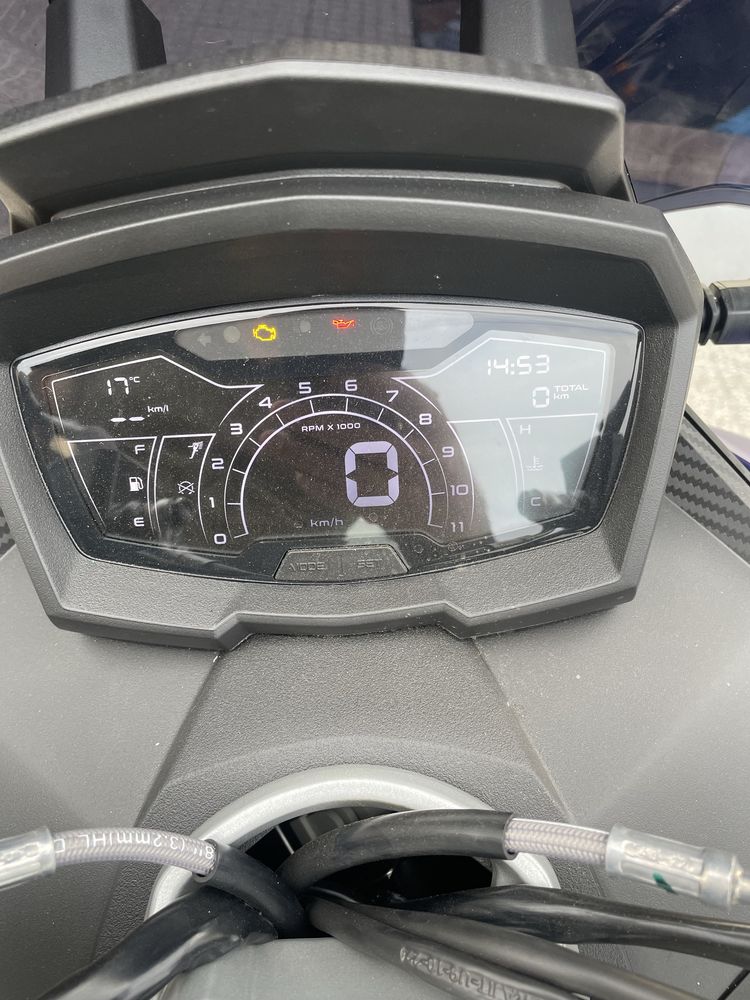 APRILIA SR 125 GT  ( moto nova )  2025