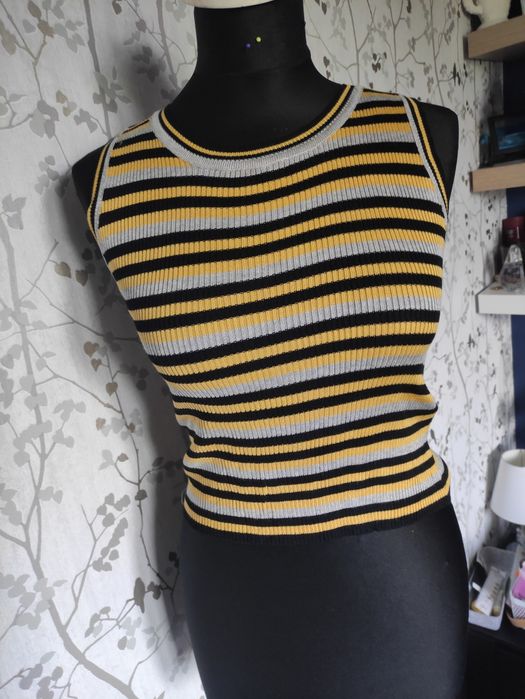 Crop top Nowy S-M