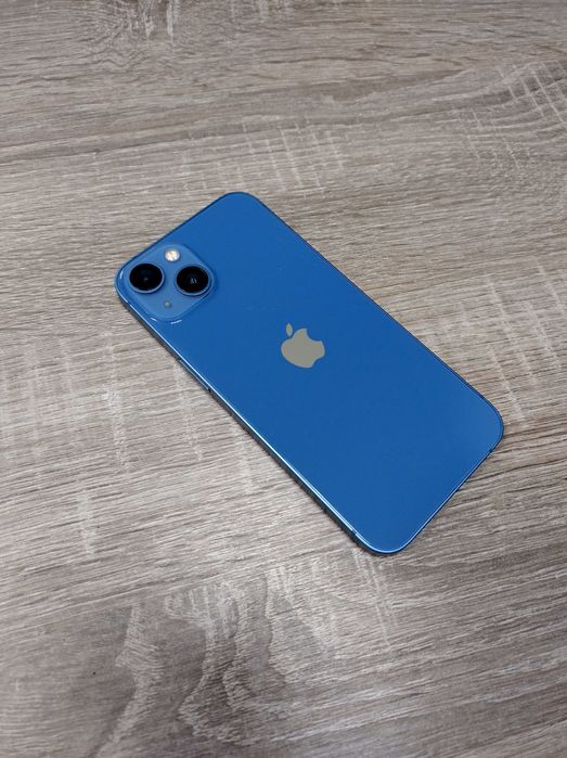 В хорошому стані телефон Apple iPhone 13 на 128Gb