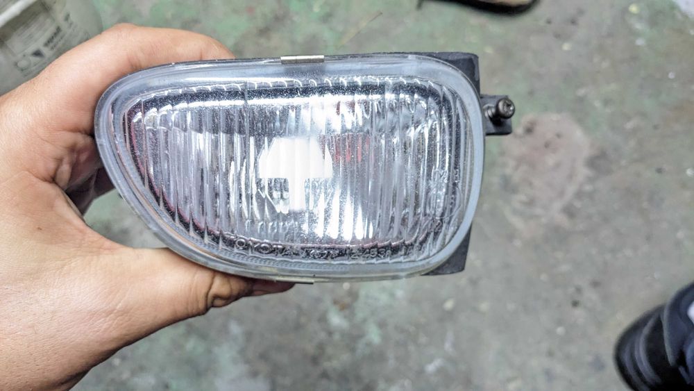 Corolla e11 G6 Halogeny