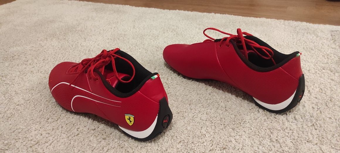 Мужские кроссовки PUMA future cat ultra  FERRARI