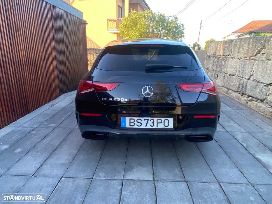 Mercedes-Benz CLA 250 e Shooting Brake AMG Line