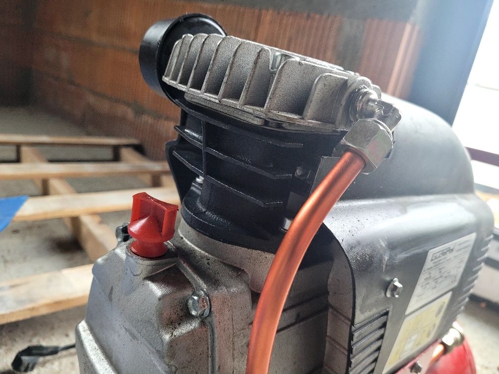 Kompresor 24l Gudepol