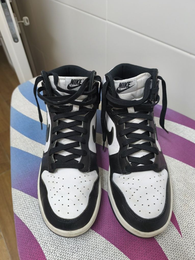 Sapatilhas Nike Dunk High Retro (oportunidade)
