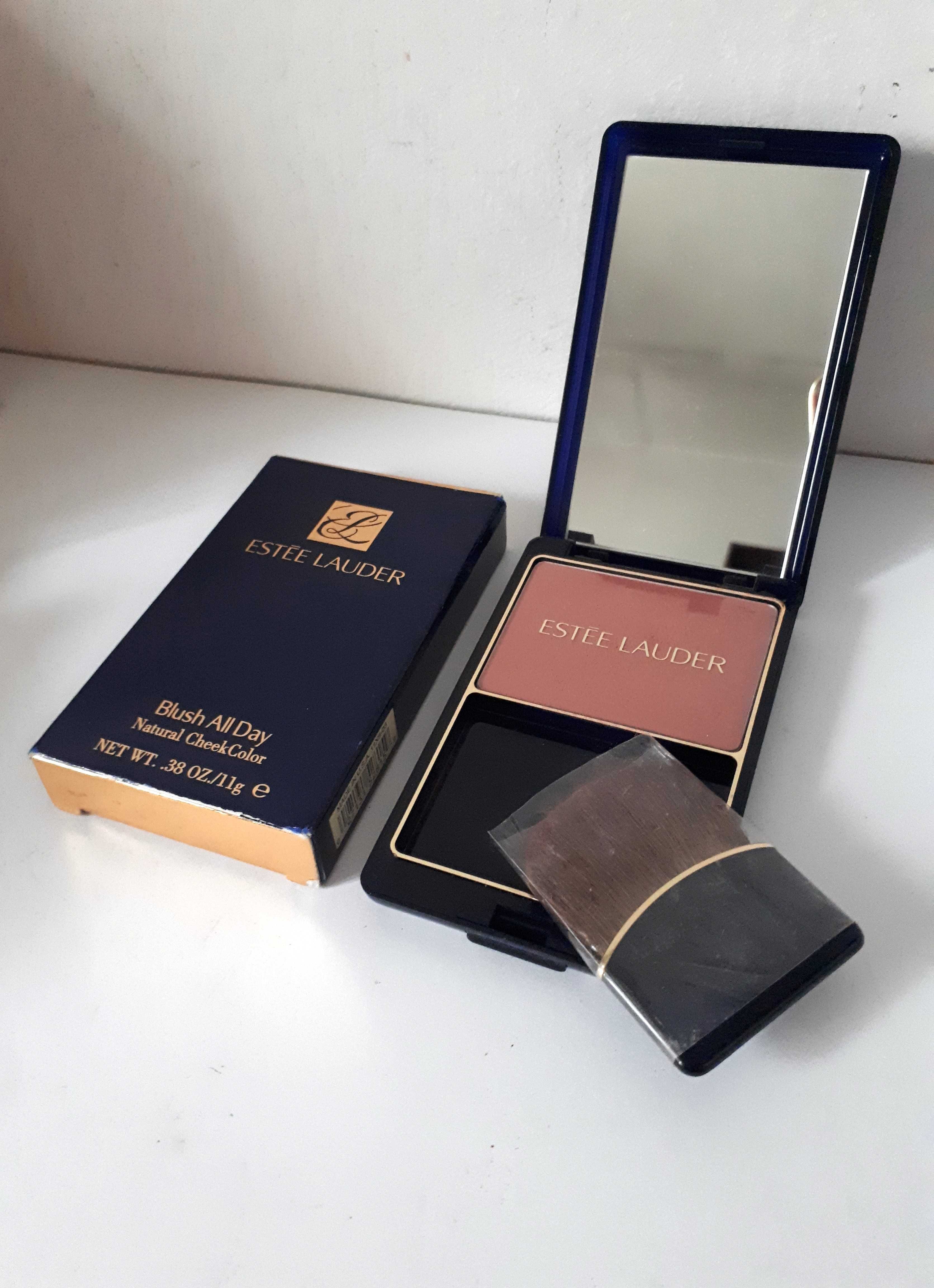 róż Estee Lauder Rosemarble 03 zestaw z lusterkiem i pędzelkiem 11g