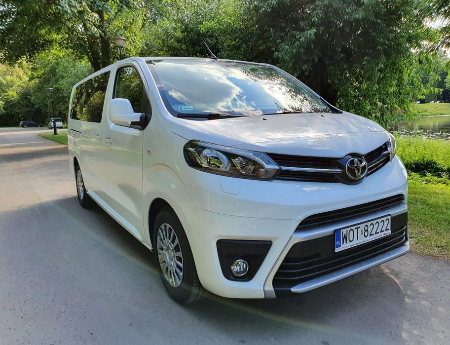 Wynajem busów osobowych AUTOMATY WYPOŻYCZALNIA BUSÓW Busy PLANY Zdjęci