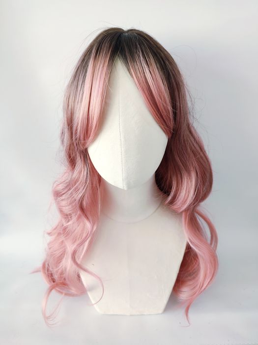Peruka premium różowa różowe włosy ombre 66 cm fale loki