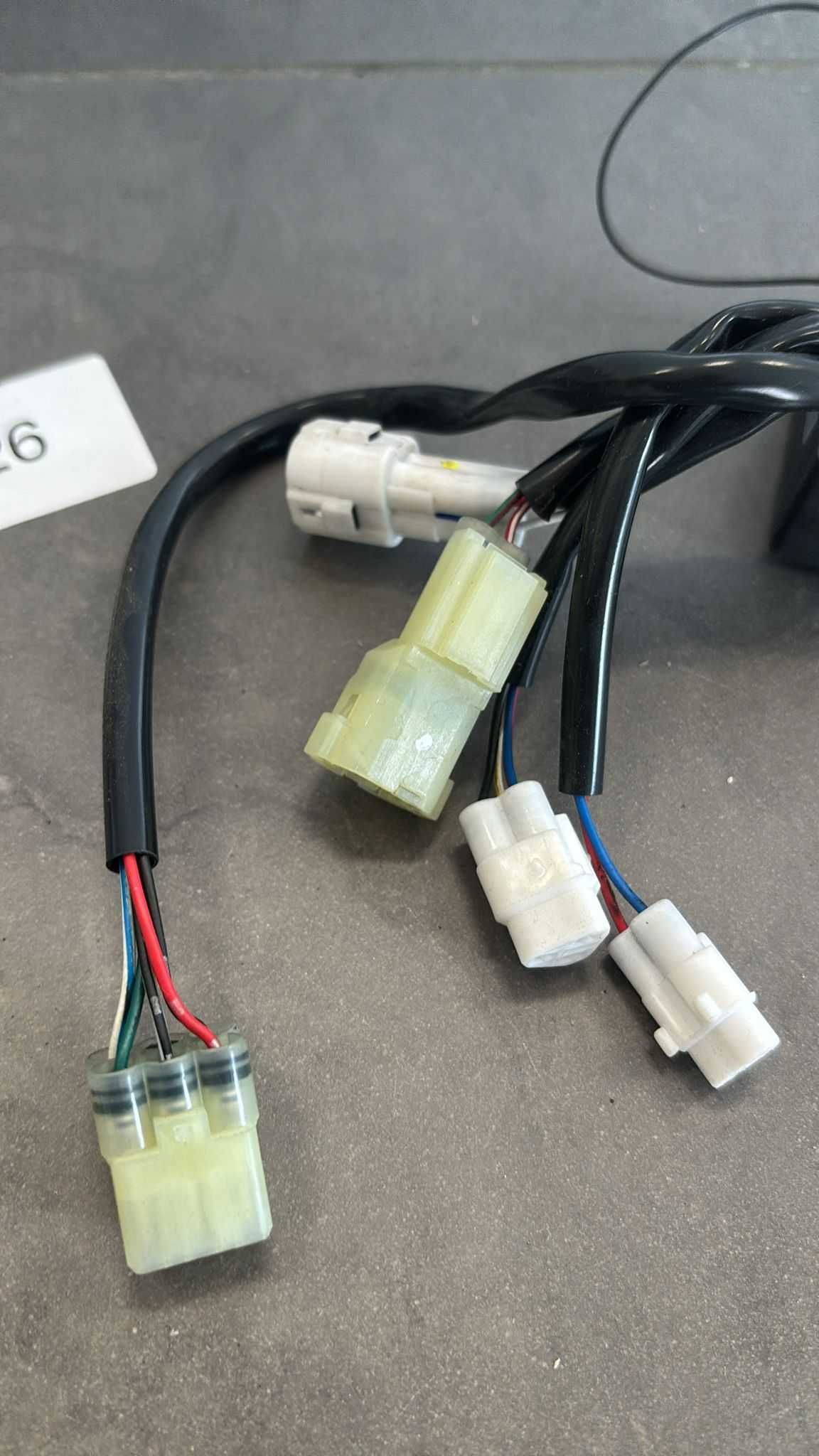 Moduł Sterujący Włącznika Zapłonu+2x Pilot Kymco AK 550. 17-23 [1026]