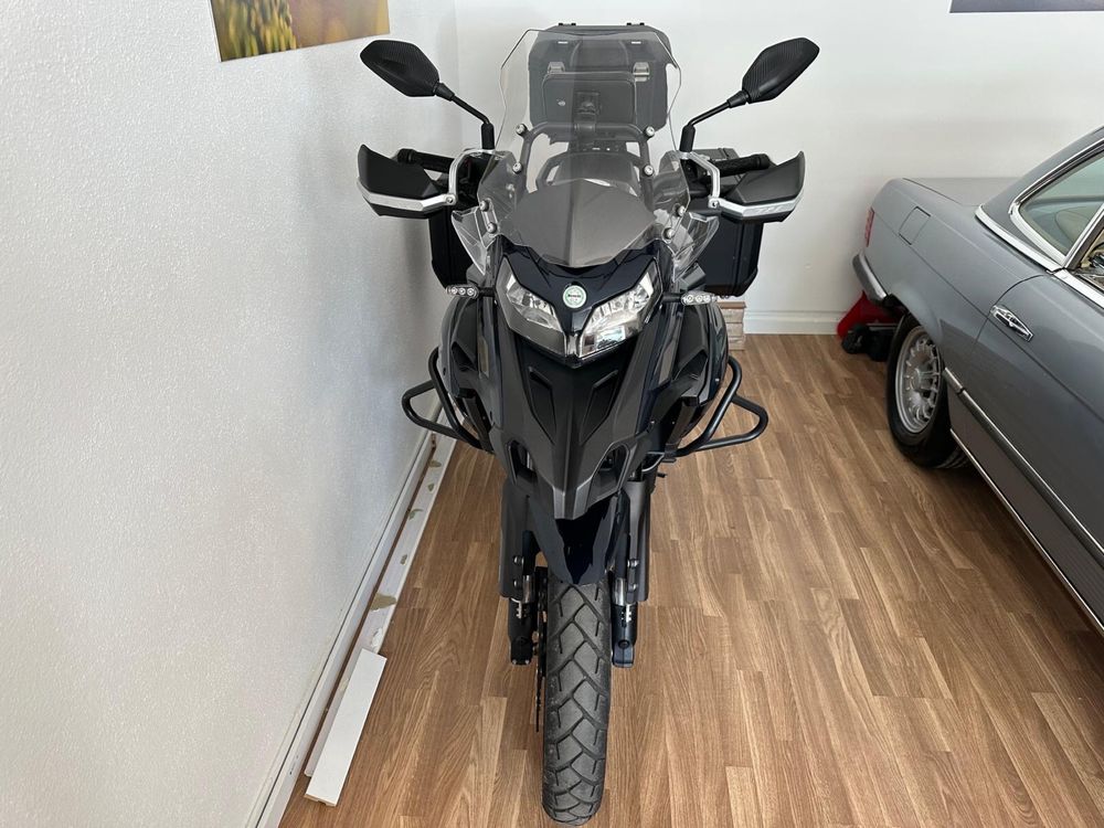 Benelli TRX 502 X