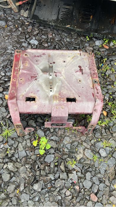 Ящик АКБ Мерседес Атего