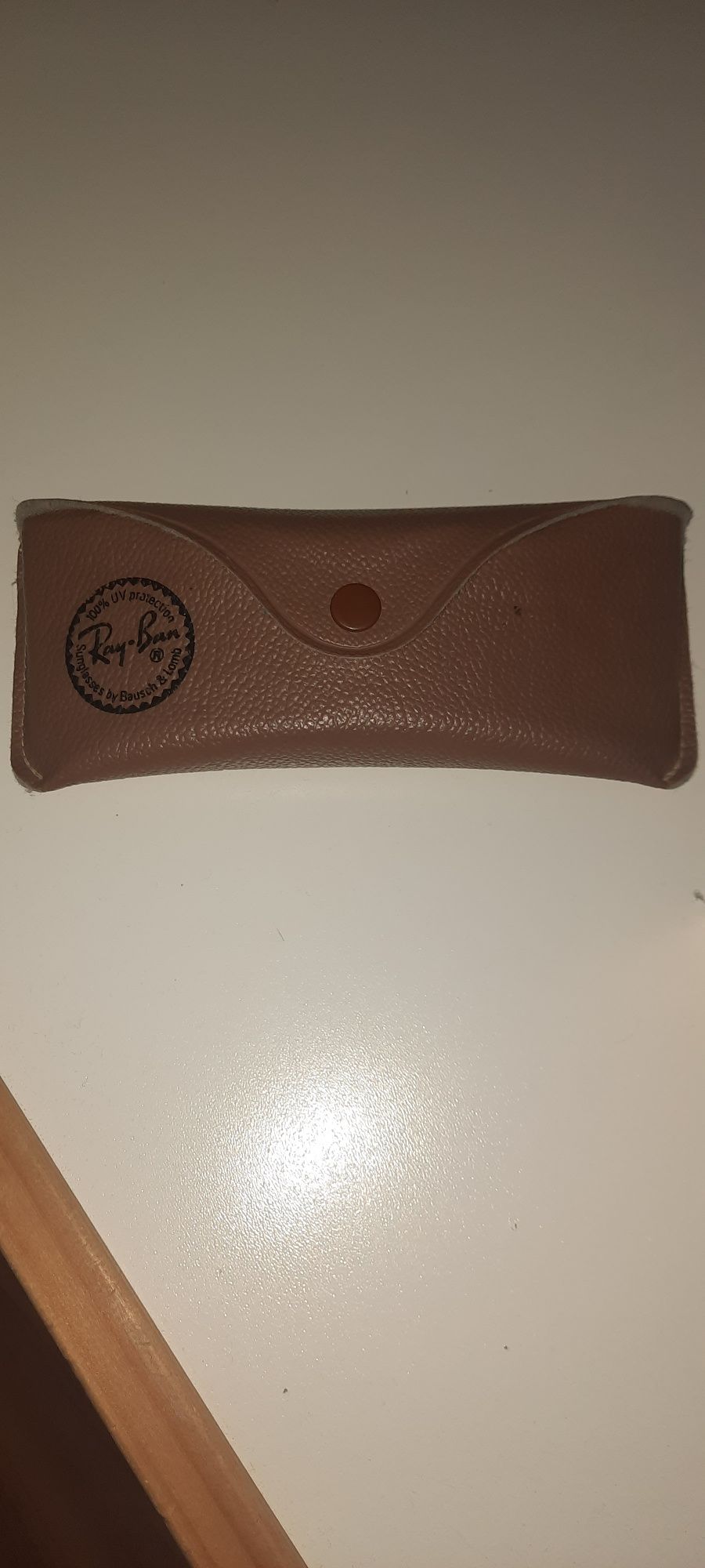 Etui na okulary Ray Ban używane