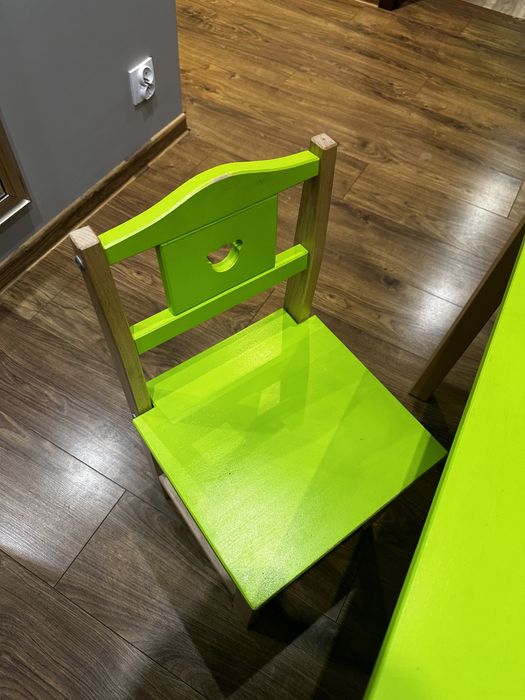 Stolik i krzesla dzieciece lite drewno buk