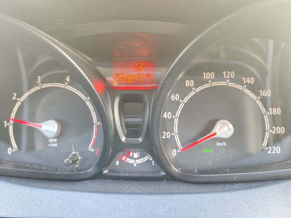 Fiesta 2 osobowa 1,2 bezyna