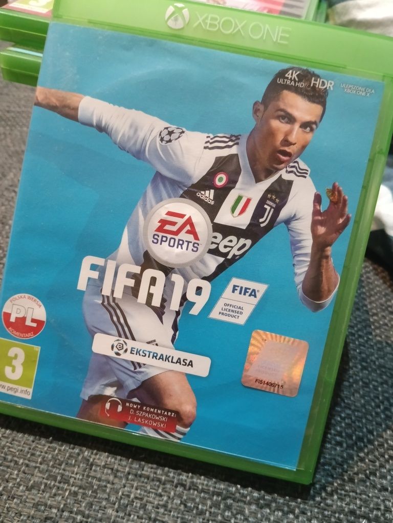 FIFA19 XBOX ONE sprzedam