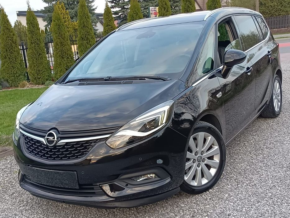 Opel Zafira Opel Zafira Tourer 2.0cdti 170*Navi *Kamera *Skóra Auto Zarejestrowane