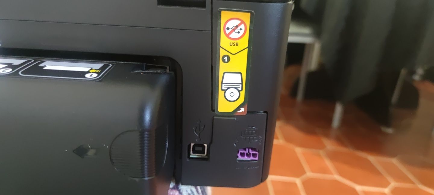 Impressora HP  Tudo em Um C310A / CN503B.