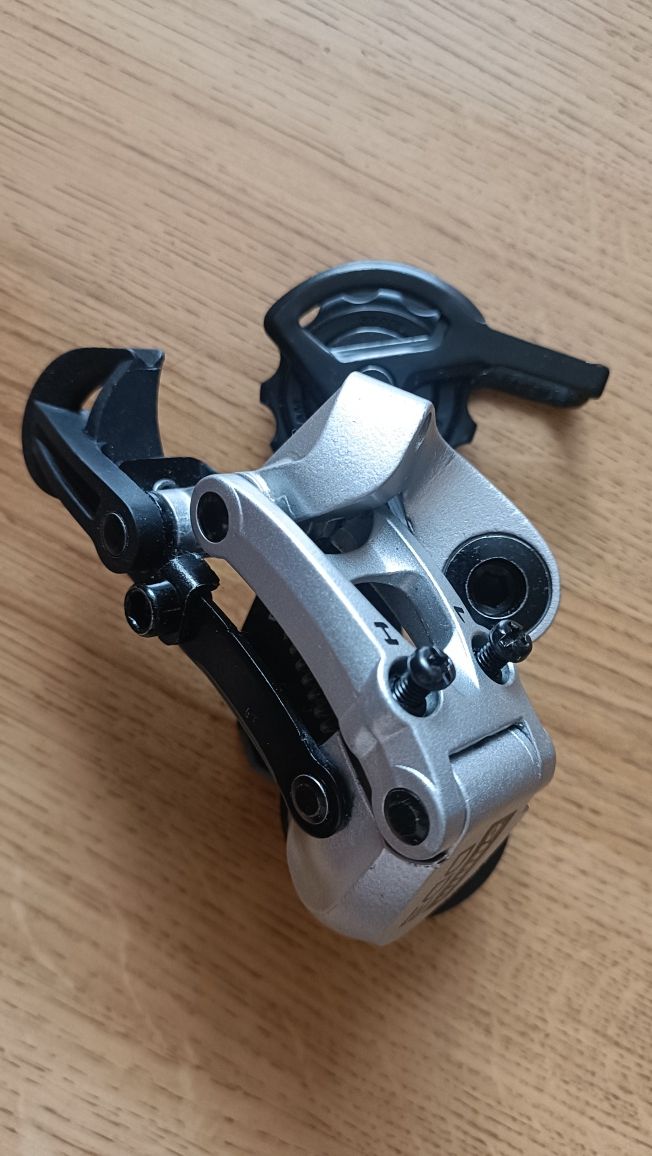 Przerzutka tylna SRAM DD3 8/9s. Nowa