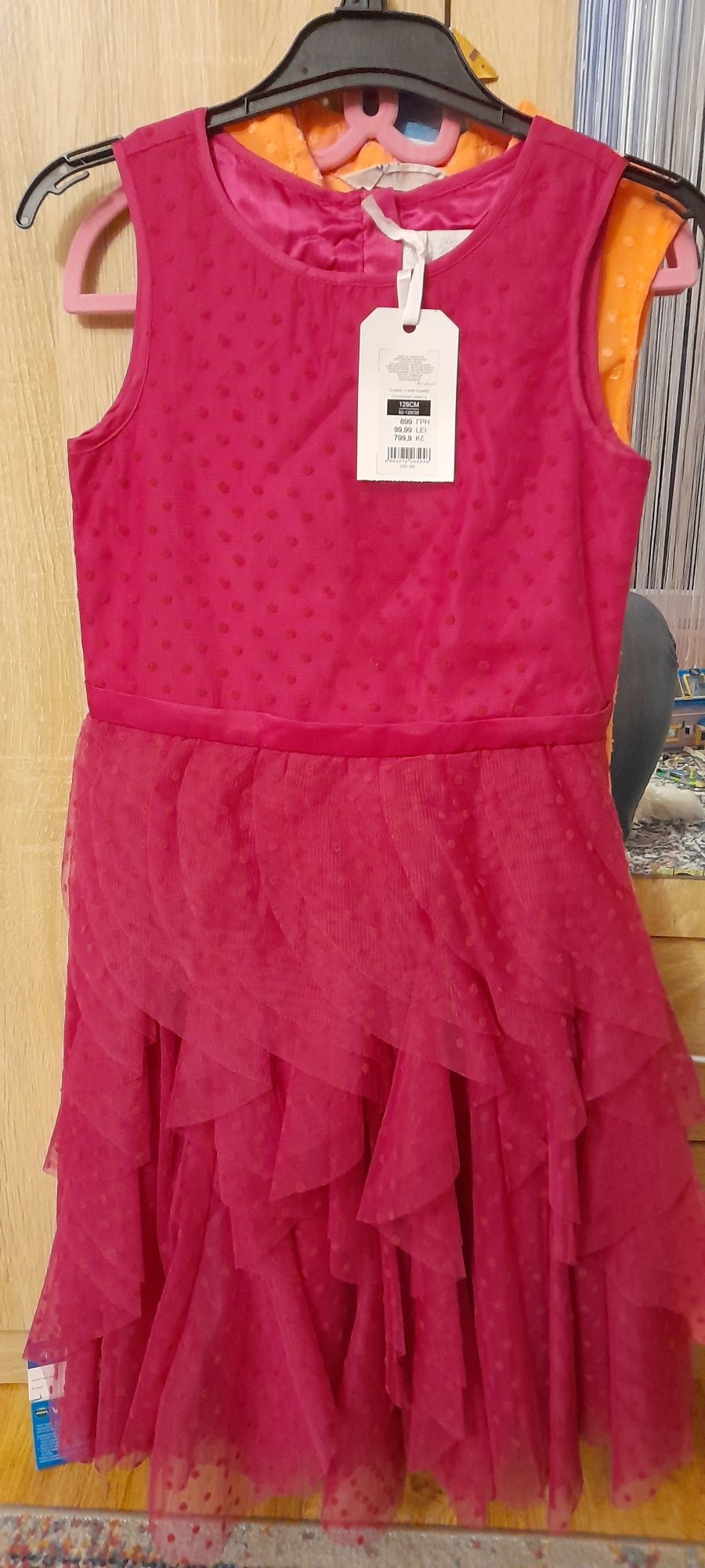 Sukienka różowy ciemny kolor szyfonową 128 nowa z metką