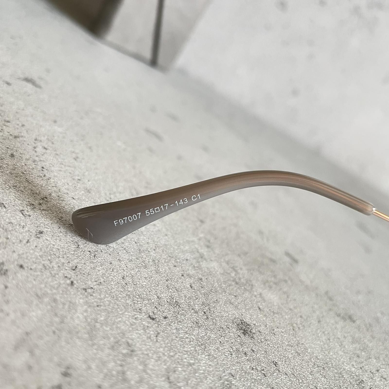 Modne oprawki okularów, materiał oprawki stal.unisex