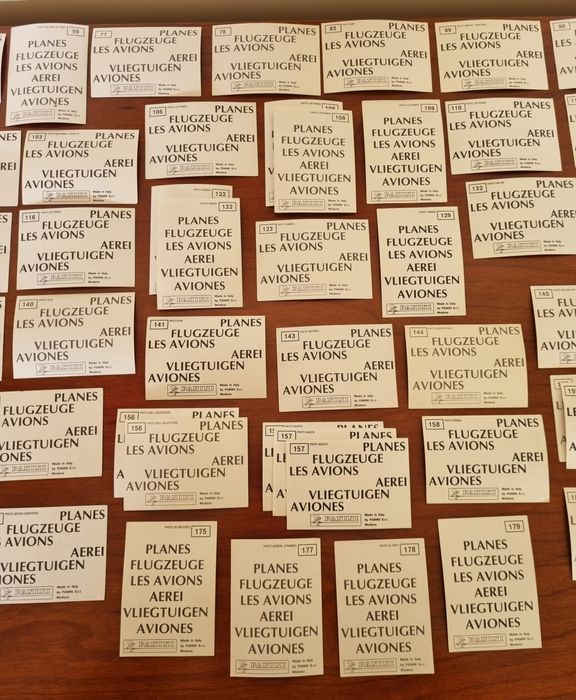 Aviões cromos Panini