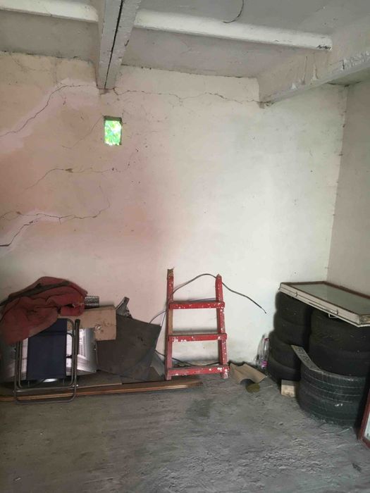 Продам капітальний гараж гбк 8