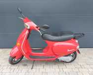 Piaggio Vespa ET4