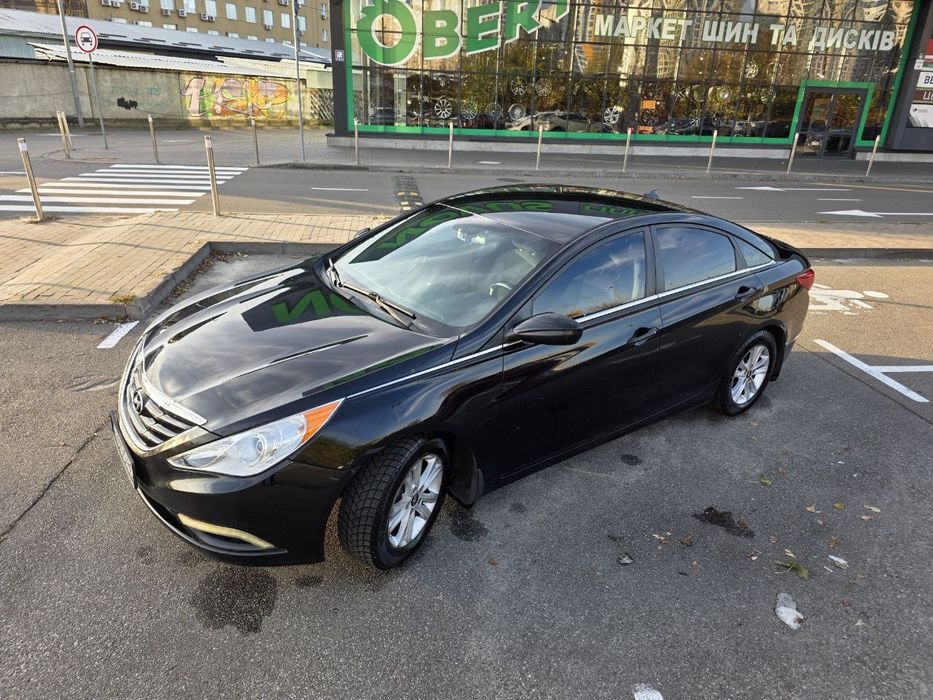 Hyundai Sonata 2.4 бензин, 2011 год. Первый владелец. Кузов не крашен