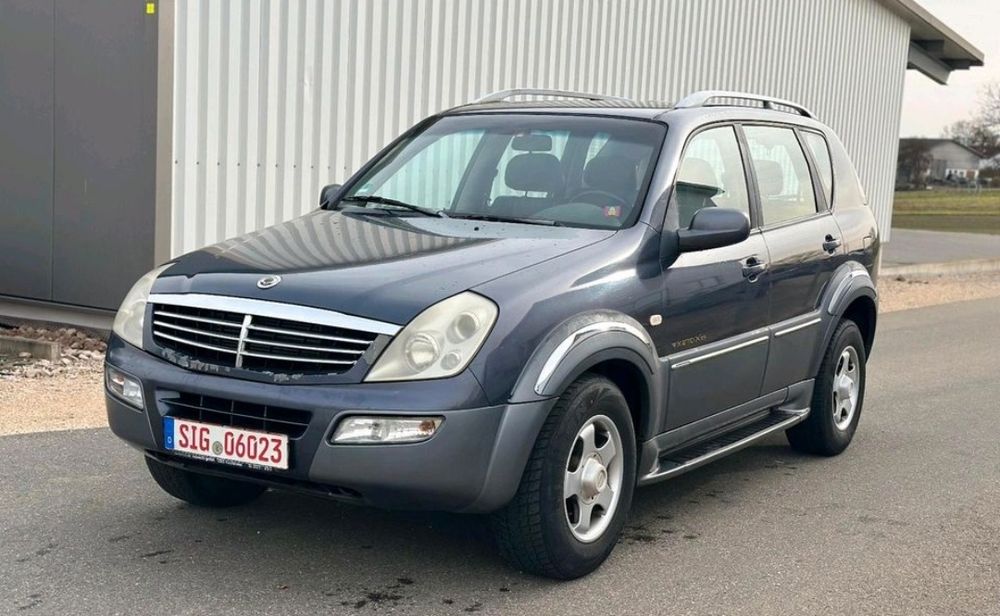 SsangYong Rexton для військ. без передоплати