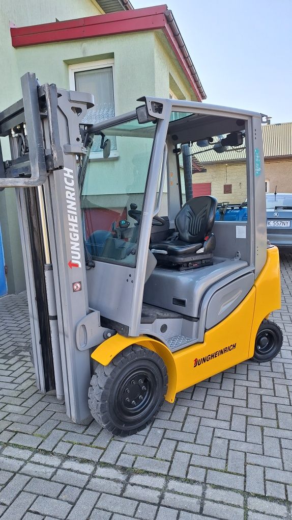 Jungheinrich TFG 316 z 2019r UDT maszt Triplex przesuw wózek widłowy l