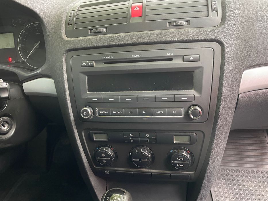 Шкода октавія 2007 1.6 MPi. Універсал