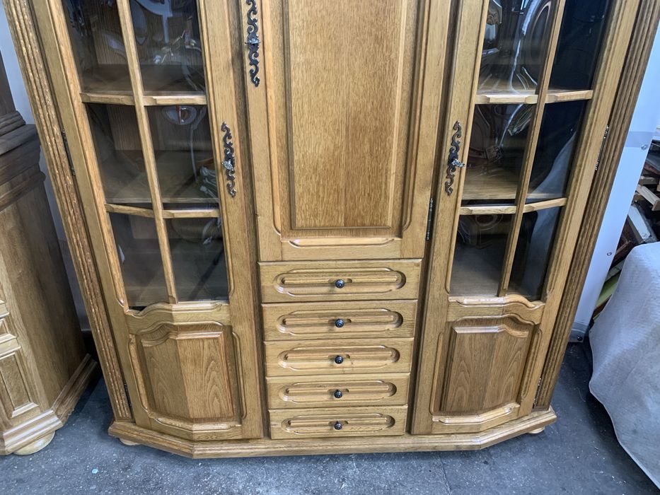 Вітрина, стінка, сервант, креденс, стенка, витрина