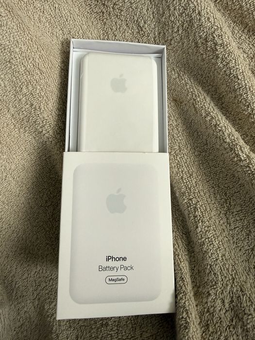 Magsafe power bank повер банк магнитная беспроводная зарядка Apple 10