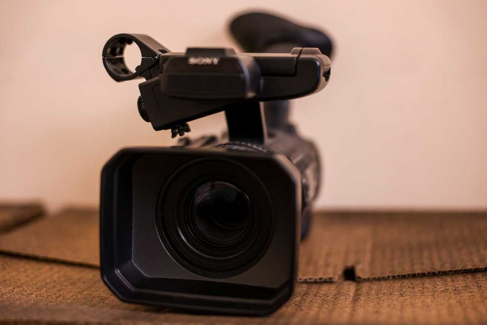 Kamera Sony HXR-NX100