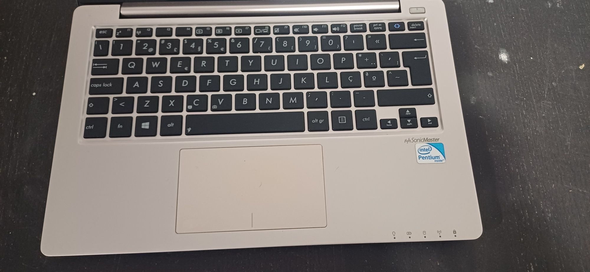 Asus S200E notebook