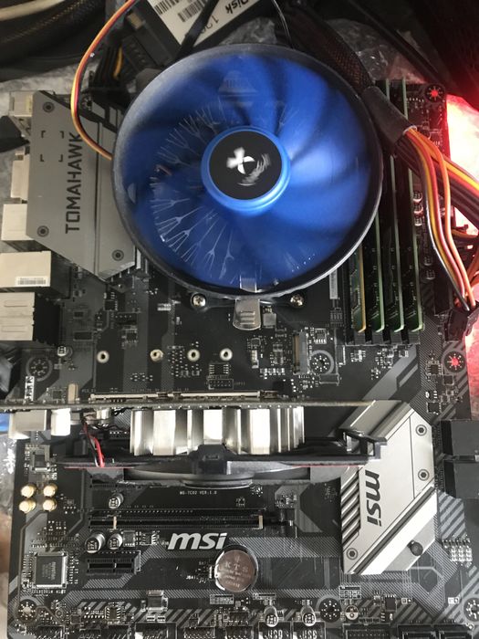AMD Ryzen 7 1800X процесор/MSI B450 Tomahawk материнська плата/16 GB