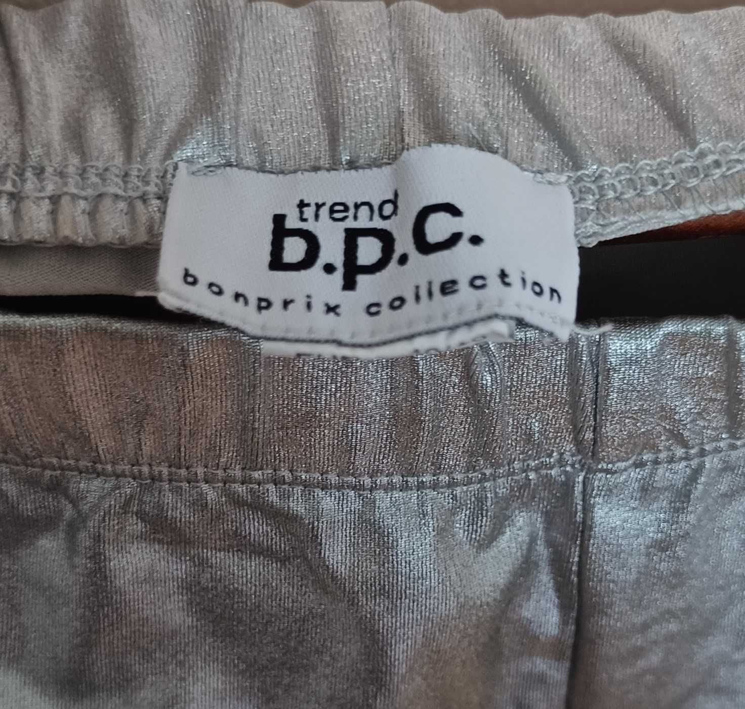B.P.C Srebrne leginsy. Nogawka 3/4