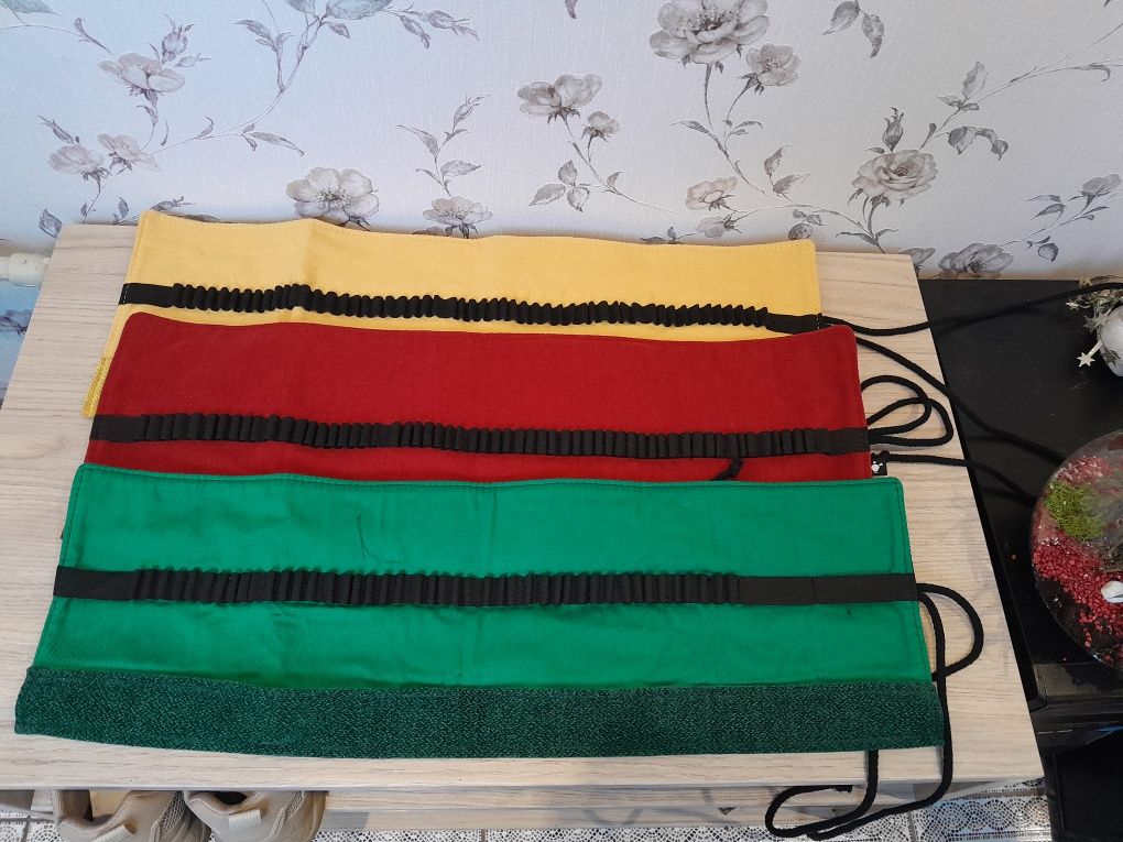 Zestaw 3szt  etui zwijanych piórników na kredki