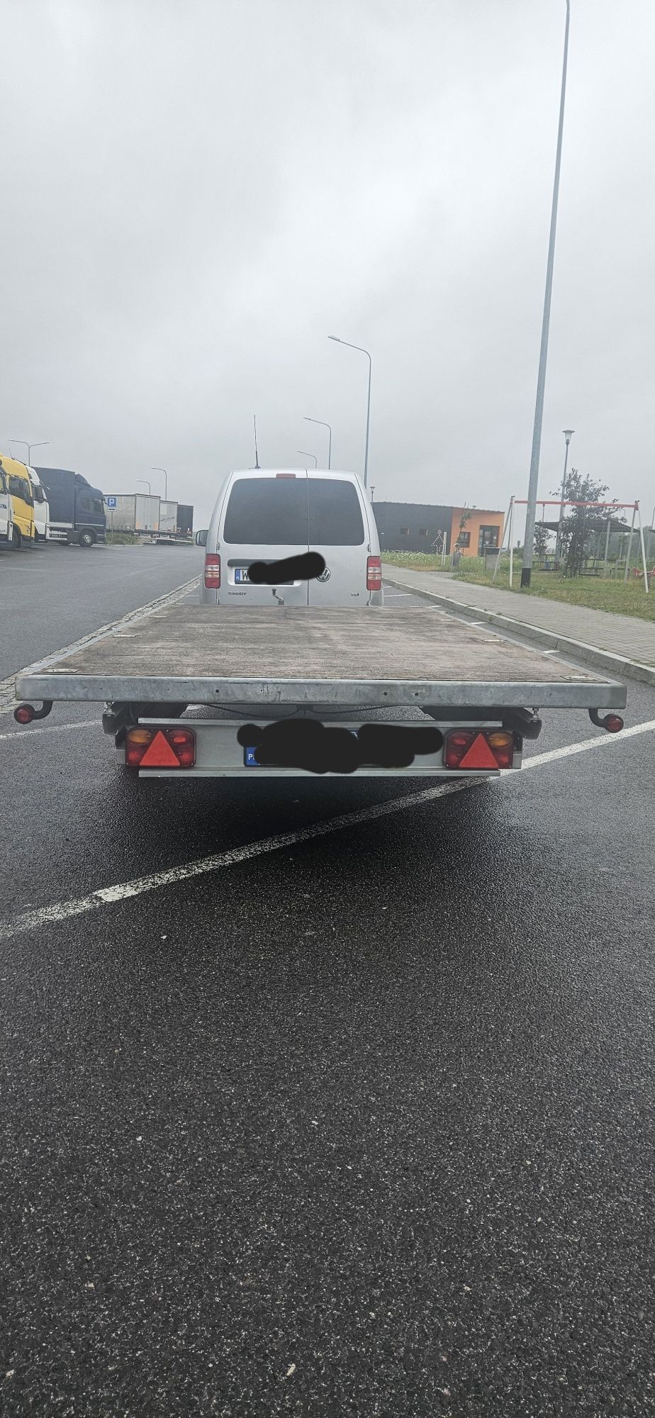 Sprzedam Przyczepka Samochodowa Platforma  409 cm Przyczepa