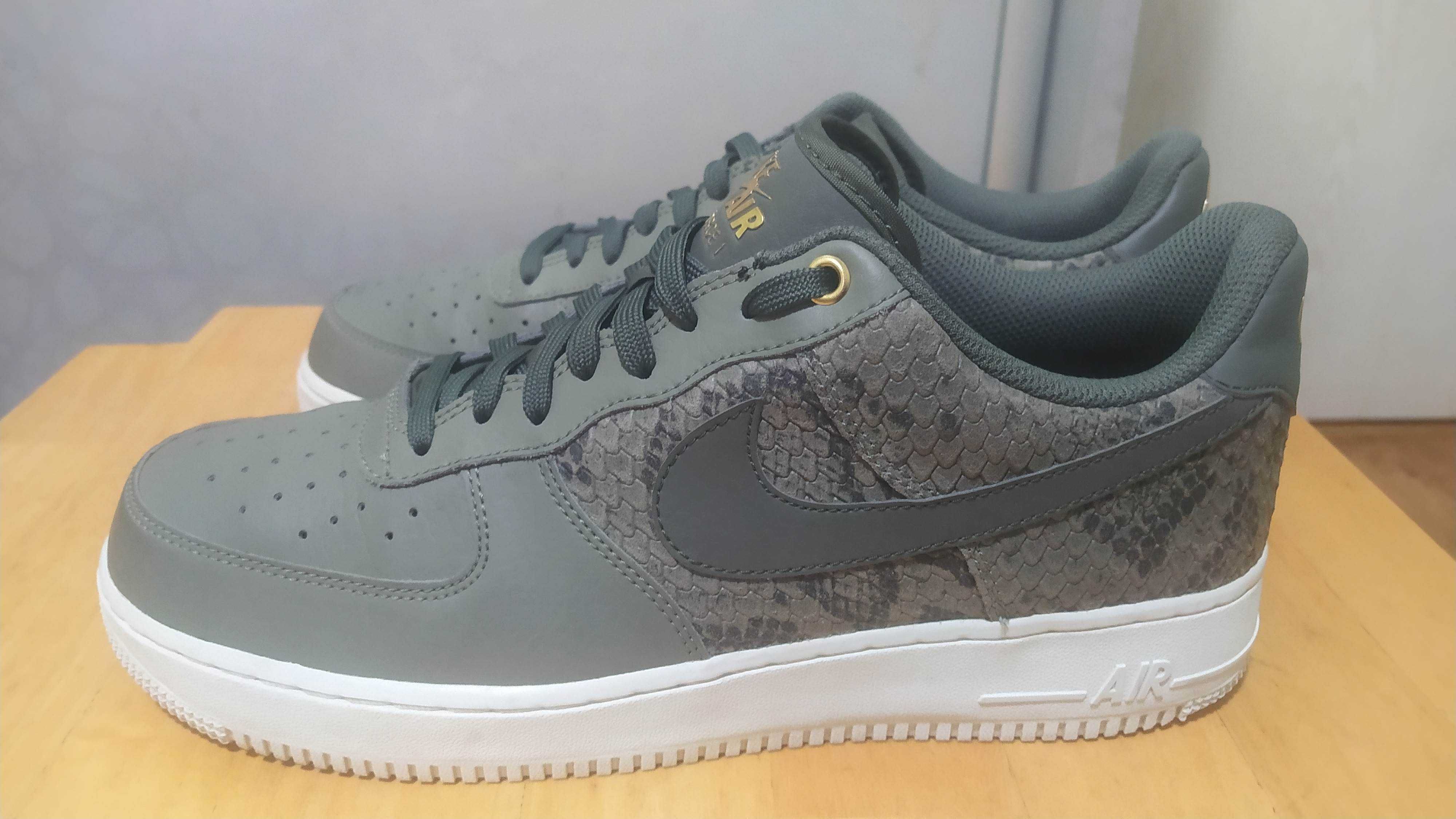 Nike Air Force 1 - шкіряні кросівки