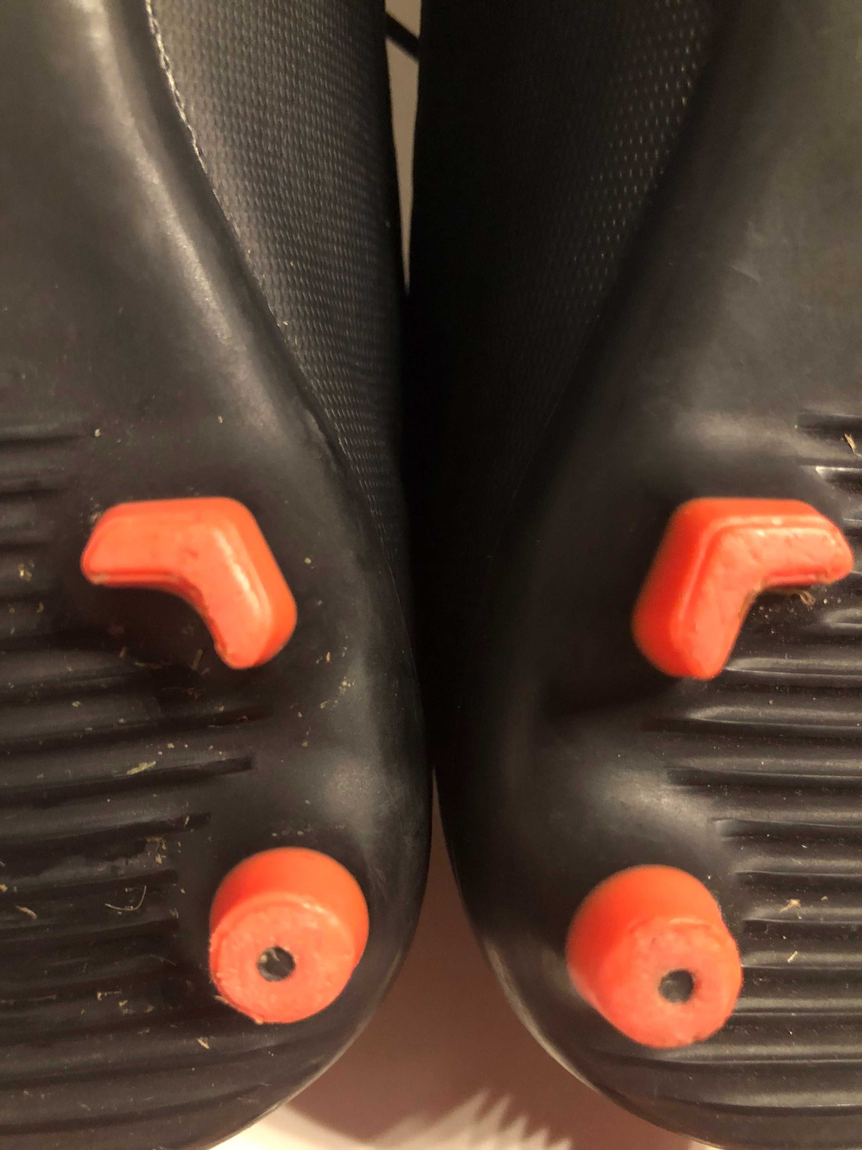 korki piłkarskie Nike rozm. 38