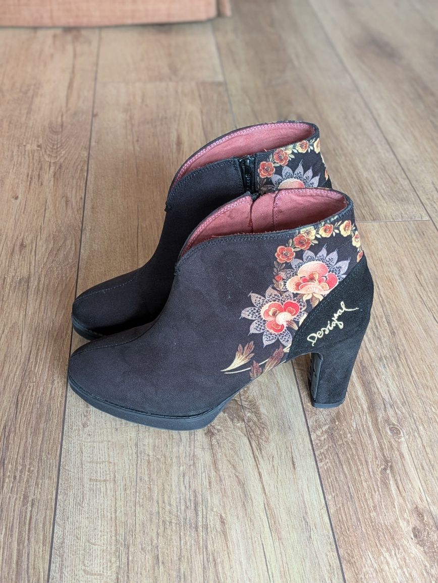 Desigual 38 botki buty na obcasie