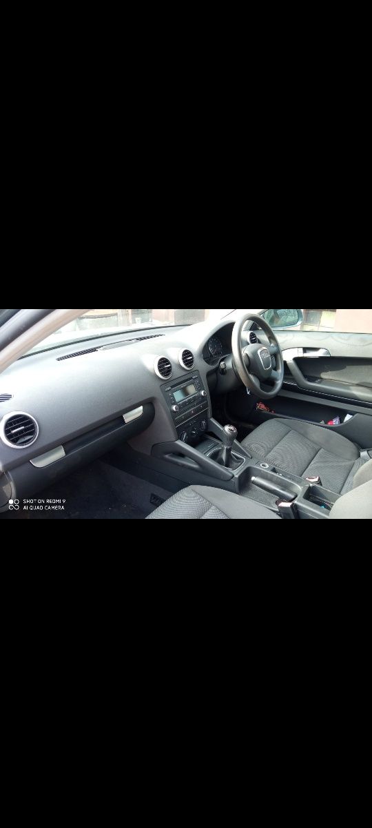 Fotele siedzenia Audi A3 8P 3 Drzwi 3 D bardzo ładne