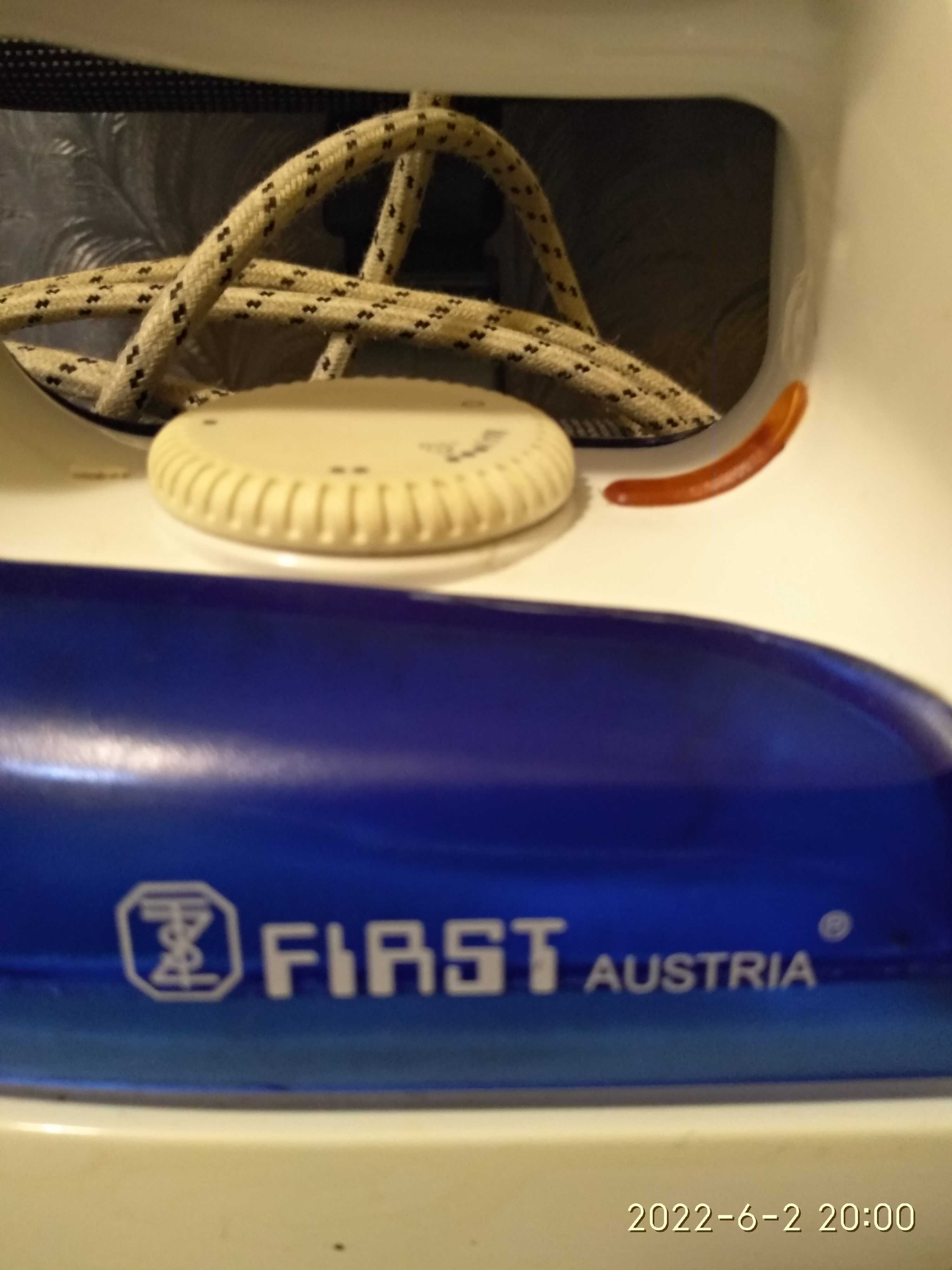 Утюг-праска First Austria и утюг СССР.