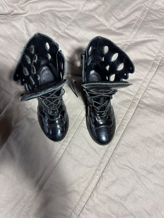 Лакіровані черевики