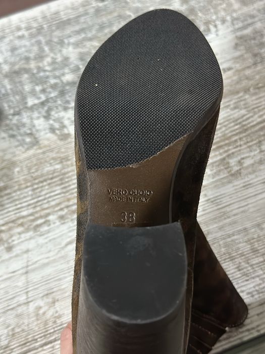 Ботинки Thea Mika cos козаки ботильйони натуральна замша