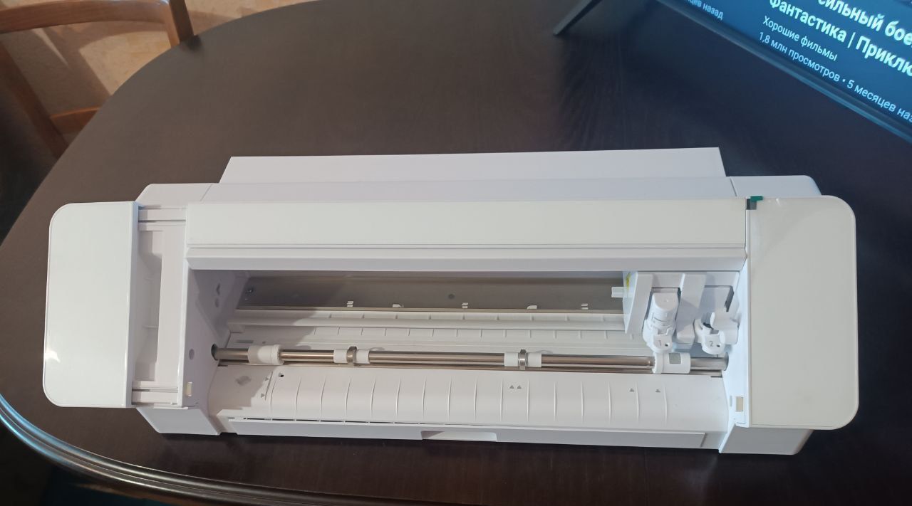Ріжучий Плоттер Silhouette Cameo 4