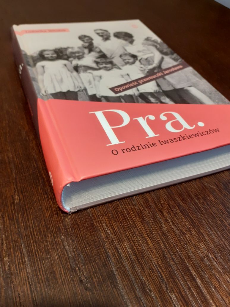 Pra. o rodzinie Iwaszkiewiczów  Ludwika Włodek